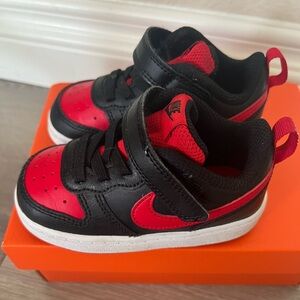 Nike court toddler sneaker red and black